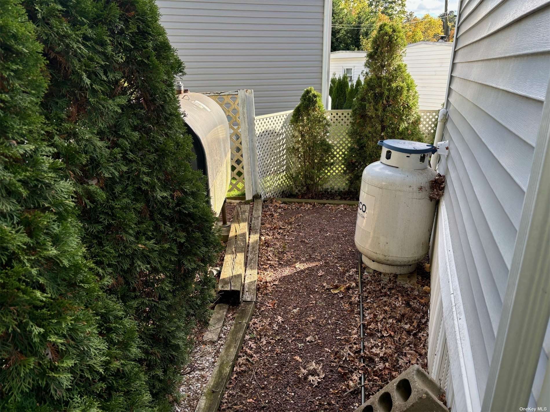 61-26 Forge Road Riverhead, NY 11901 - Photo 25 of 25