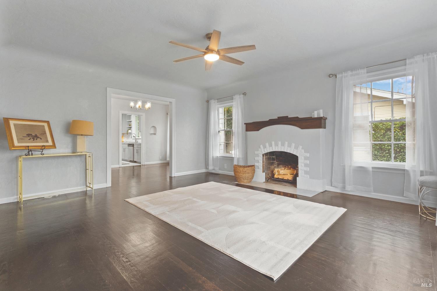 728 Charles Street Santa Rosa, CA 95404 - Photo 4 of 30