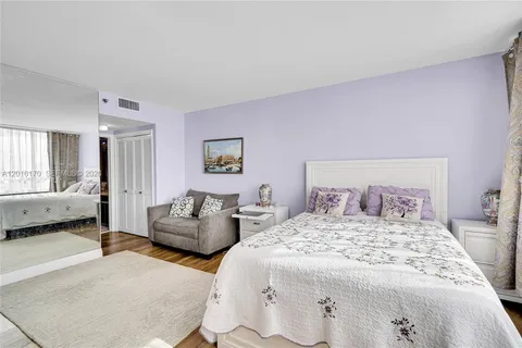 $349,000 | 11113 Biscayne Boulevard, Unit 255, Miami, FL 33181