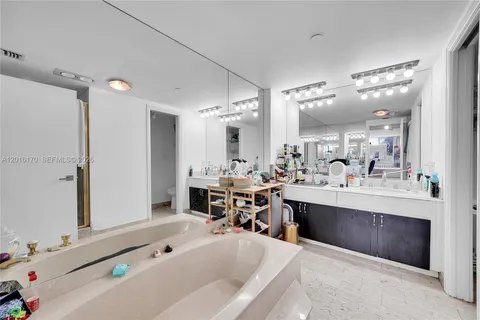 $349,000 | 11113 Biscayne Boulevard, Unit 255, Miami, FL 33181