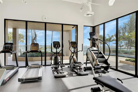 $349,000 | 11113 Biscayne Boulevard, Unit 255, Miami, FL 33181