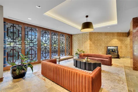 $349,000 | 11113 Biscayne Boulevard, Unit 255, Miami, FL 33181