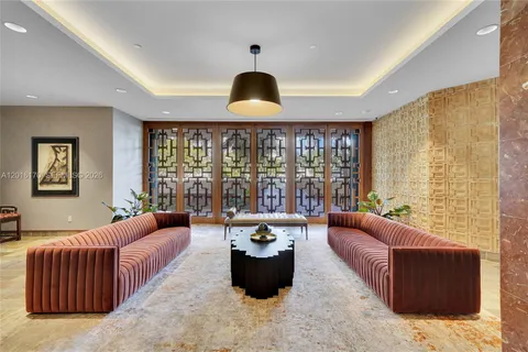 $349,000 | 11113 Biscayne Boulevard, Unit 255, Miami, FL 33181