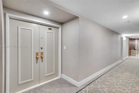 $349,000 | 11113 Biscayne Boulevard, Unit 255, Miami, FL 33181