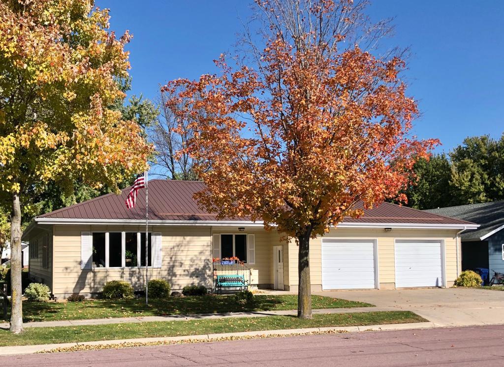 32 West Sanborn Street Springfield, MN 56087 - Photo 1 of 1 Gallery Image 1