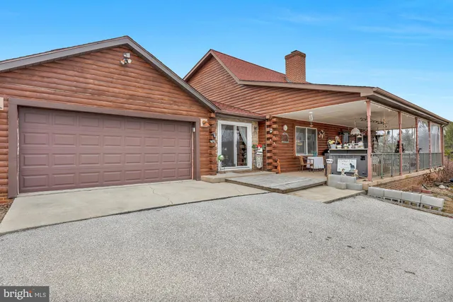 $899,000 | 1720 East Deep Run Road, Manchester, MD 21102