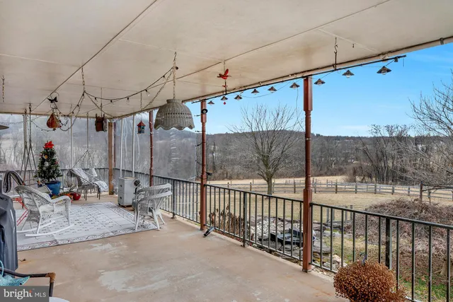 $899,000 | 1720 East Deep Run Road, Manchester, MD 21102