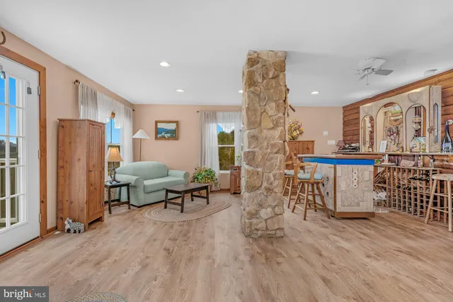 $899,000 | 1720 East Deep Run Road, Manchester, MD 21102