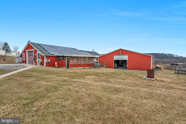 $899,000 | 1720 East Deep Run Road, Manchester, MD 21102