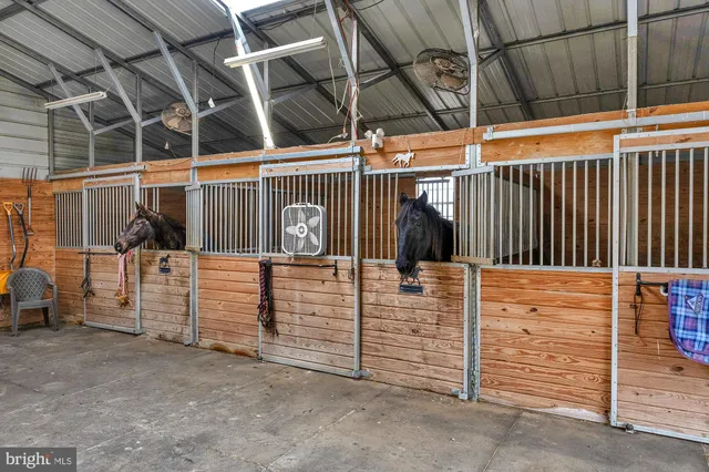 $899,000 | 1720 East Deep Run Road, Manchester, MD 21102