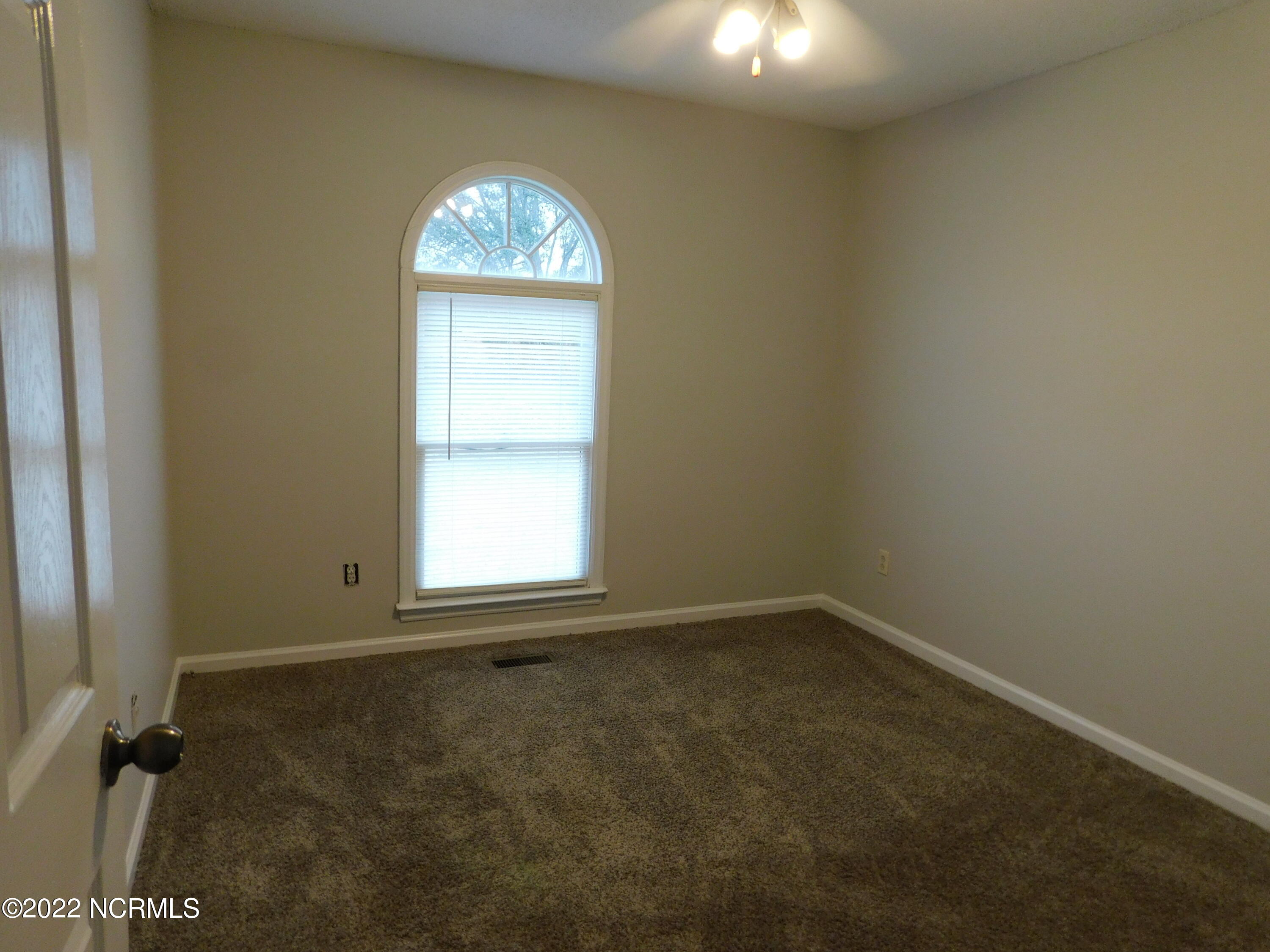 811 Outlaw Road Dudley, NC 28333 - Photo 26 of 27 3rd Bedroom