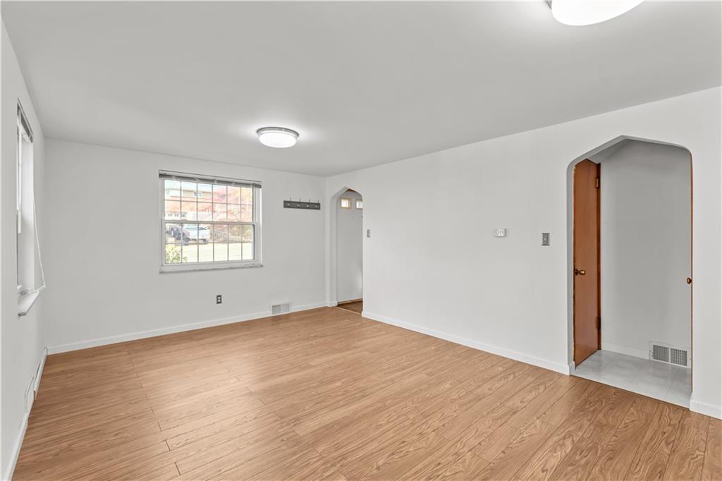 6317 Verona Road Verona, PA 15147 - Photo 12 of 29 Gallery Image 12