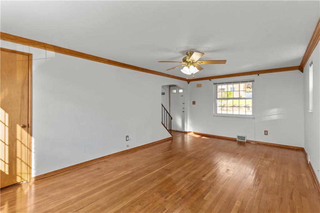6317 Verona Road Verona, PA 15147 - Photo 17 of 29 Gallery Image 17