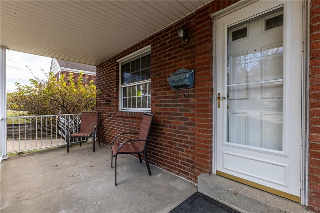 6317 Verona Road Verona, PA 15147 - Photo 6 of 29 Gallery Image 6