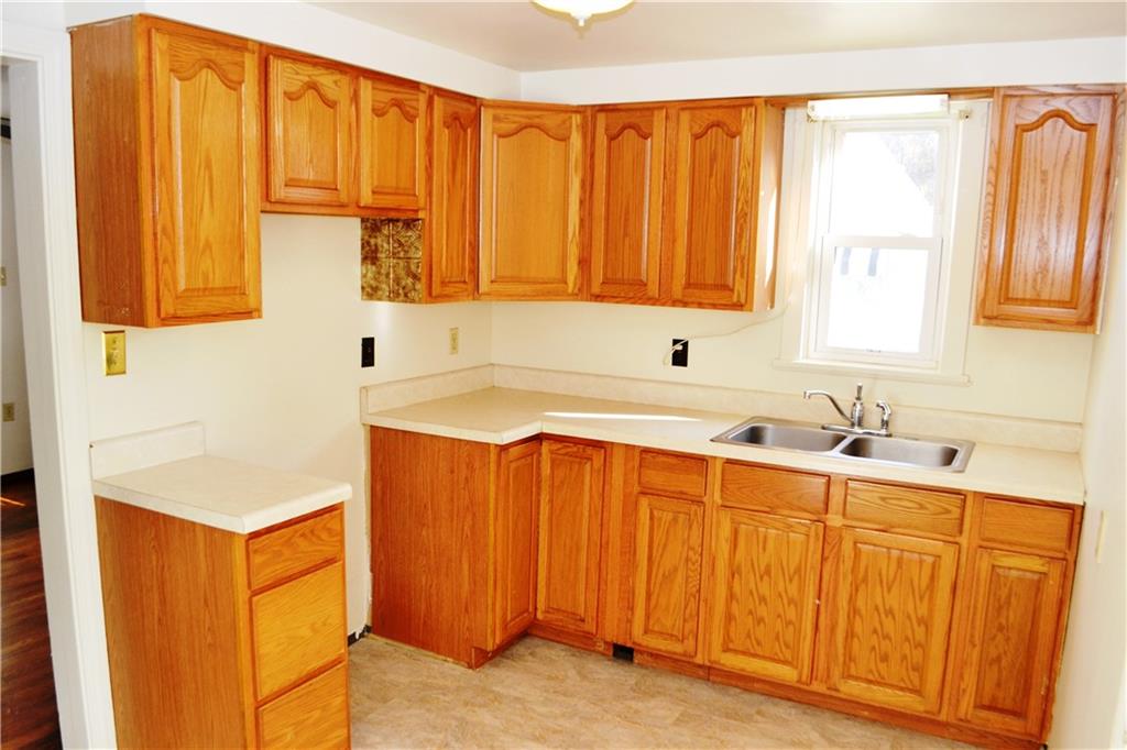 216 Bettis Road Dravosburg, PA 15034 - Photo 3 of 19