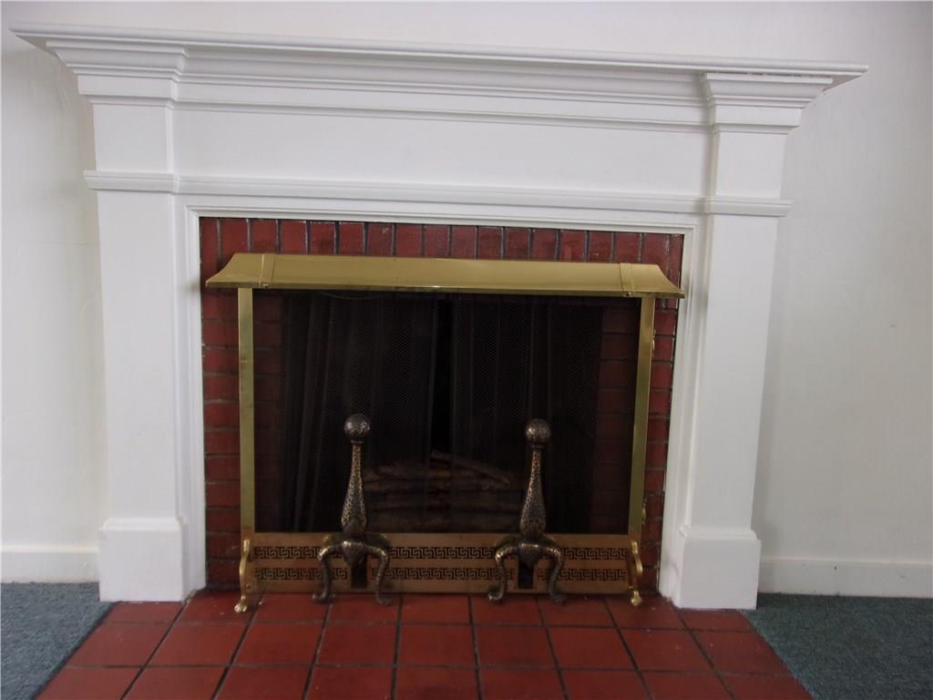2288 Reis Run Road Pittsburgh, PA 15237 - Photo 6 of 23 Gallery Image 6