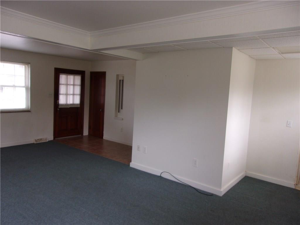 2288 Reis Run Road Pittsburgh, PA 15237 - Photo 8 of 23 View from right rear corner of family room towards entrance. Small bump out for desk to right of photo.