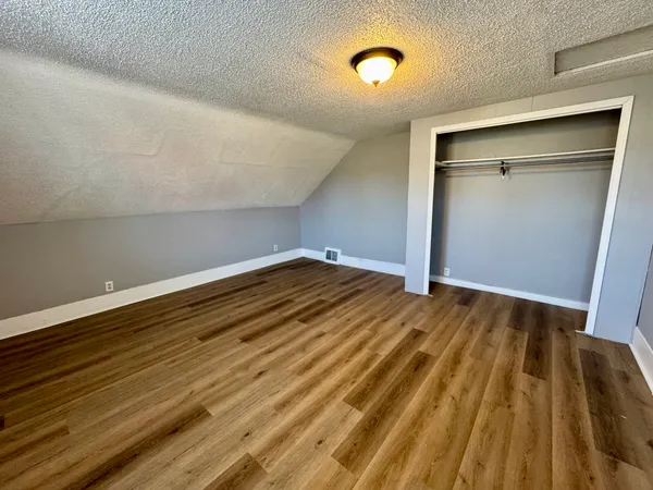 $1,394 | 1341 West 4th Street, Davenport, IA 52802