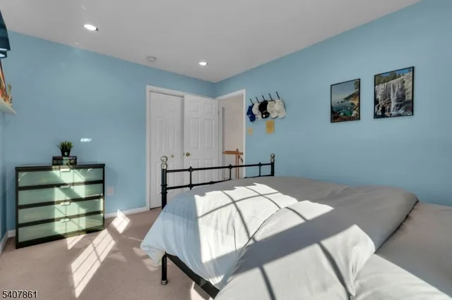 $899,000 | 17 Craft Farm Drive, Bridgewater, NJ 08807