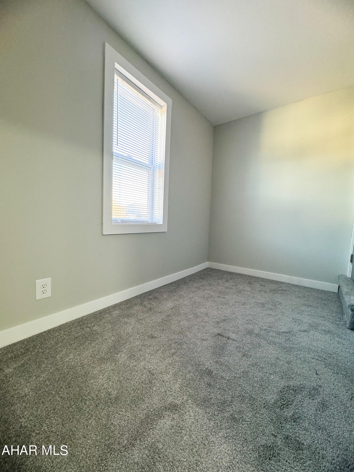 2054 Riddle Avenue Tyrone, PA 16686 - Photo 20 of 26