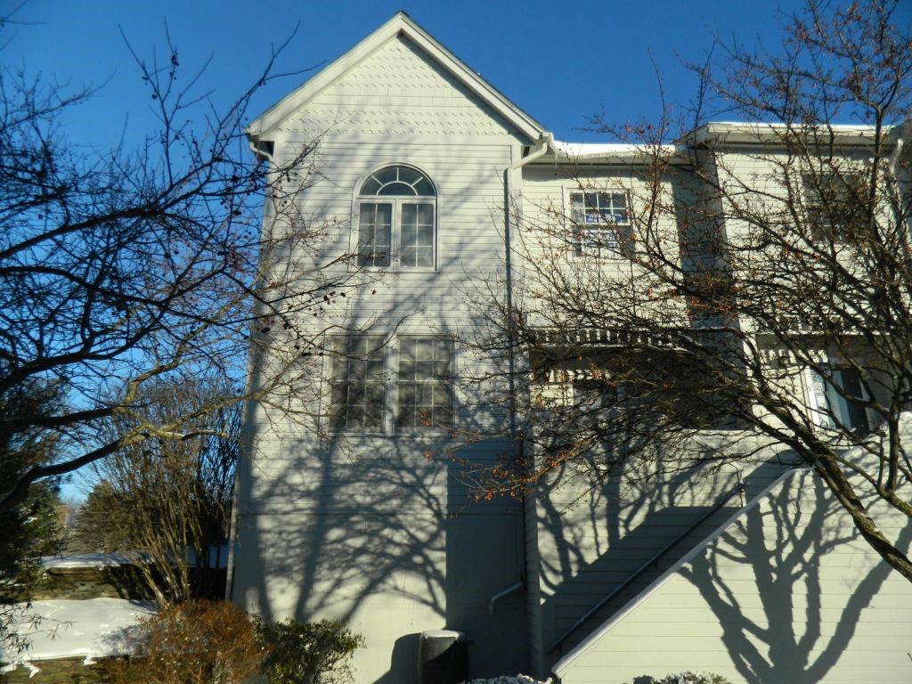 33 Harbor View Road, Unit 1201 South Burlington, VT 05403 - Photo 1 of 18 Gallery Image 1