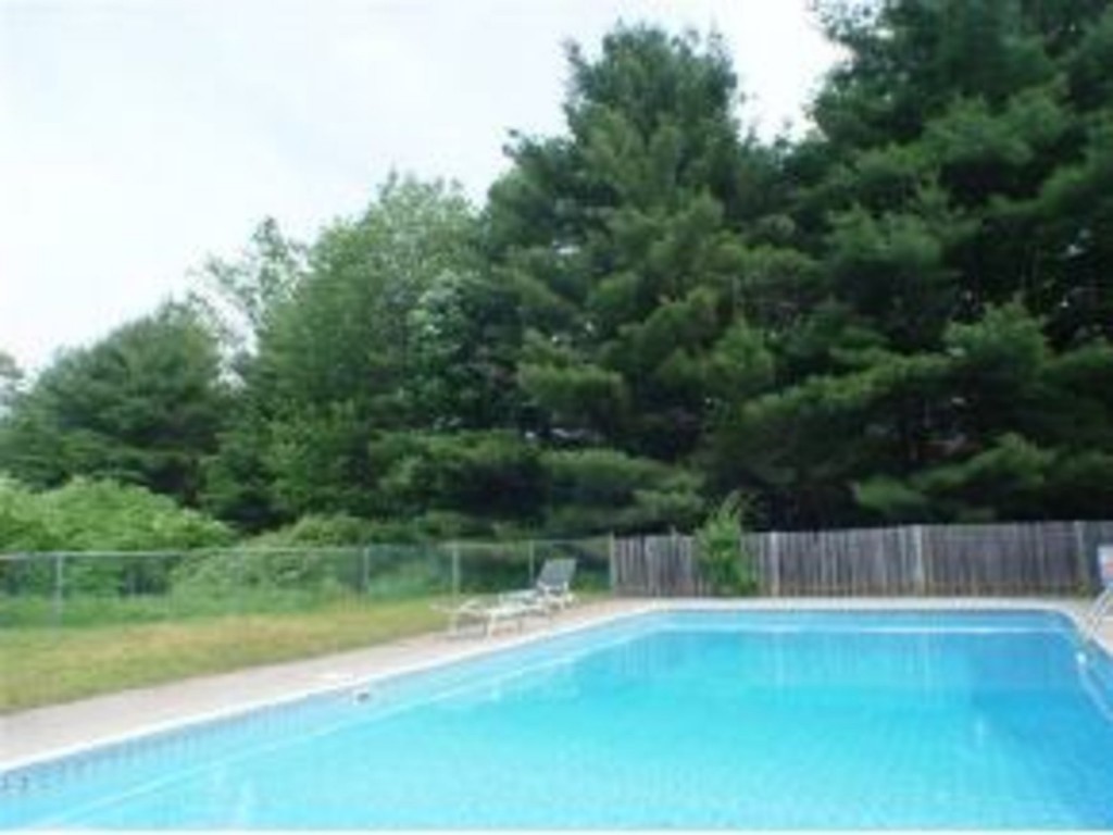33 Harbor View Road, Unit 1201 South Burlington, VT 05403 - Photo 17 of 18 Gallery Image 17