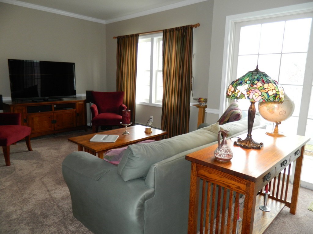 33 Harbor View Road, Unit 1201 South Burlington, VT 05403 - Photo 6 of 18 Gallery Image 6