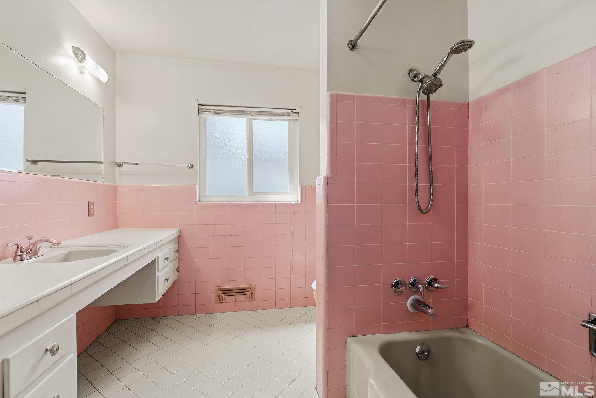 335 Sunset Drive Reno, NV 89509 - Photo 13 of 17 Photo 13