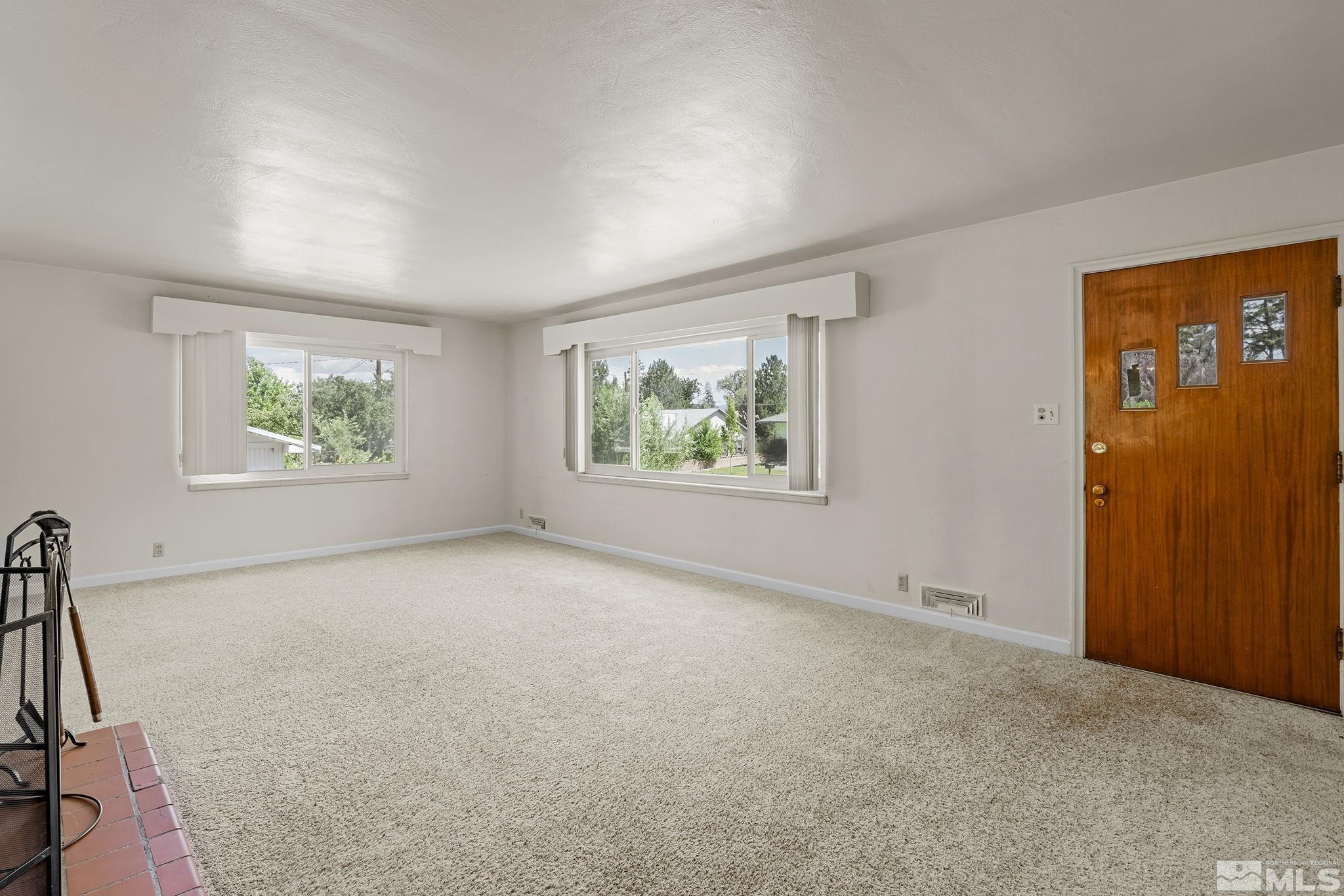 335 Sunset Drive Reno, NV 89509 - Photo 4 of 17 Photo 4