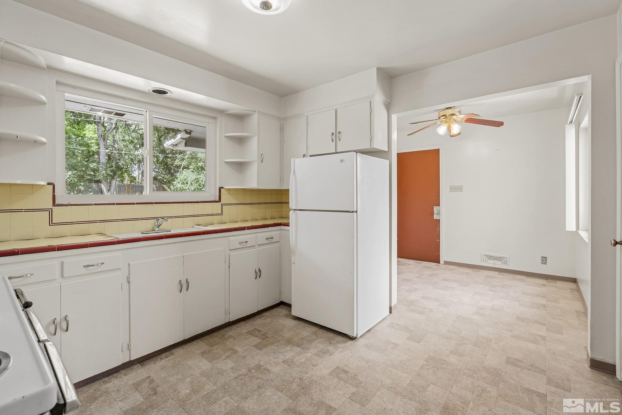 335 Sunset Drive Reno, NV 89509 - Photo 7 of 17 Photo 7