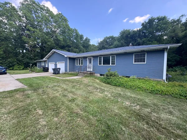$349,900 | 518 Lincoln Road, Otsego, MI 49078