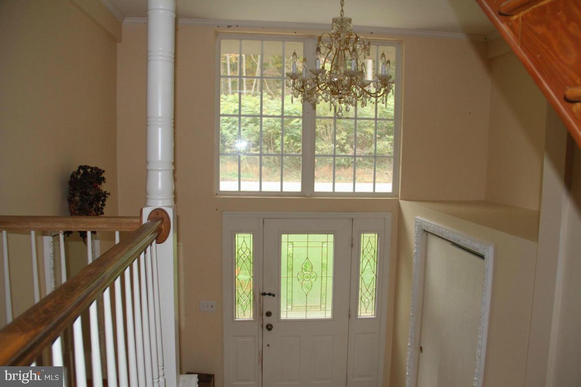 449 Dead End Road Lititz, PA 17543 - Photo 5 of 23