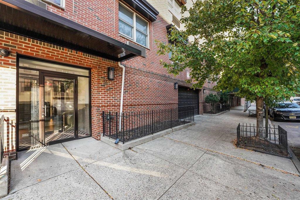 204 Grand Street, Unit 3D Hoboken, NJ 07030 - Photo 8 of 10