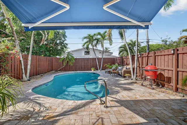 $889,000 | 4465 Poinciana Street, Unit 4465, Lauderdale-by-the-Sea, FL 33308