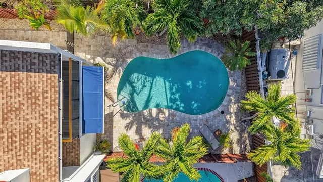 $889,000 | 4465 Poinciana Street, Unit 4465, Lauderdale-by-the-Sea, FL 33308