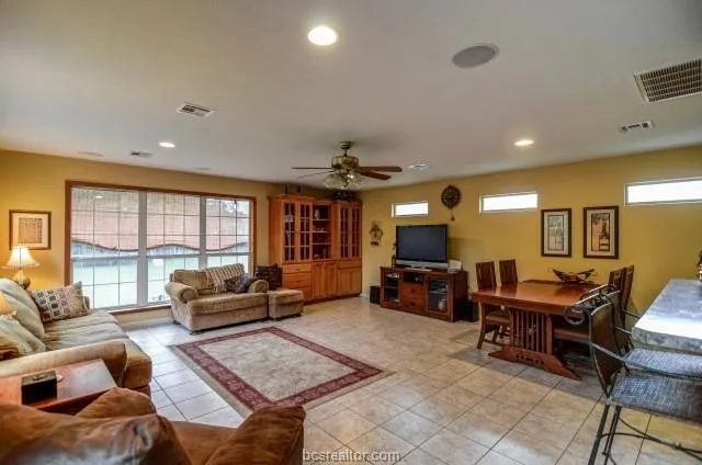 $2,300 | 3017 Adrienne Drive, College Station, TX 77845