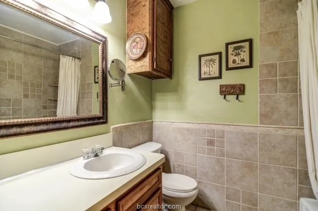 $2,300 | 3017 Adrienne Drive, College Station, TX 77845