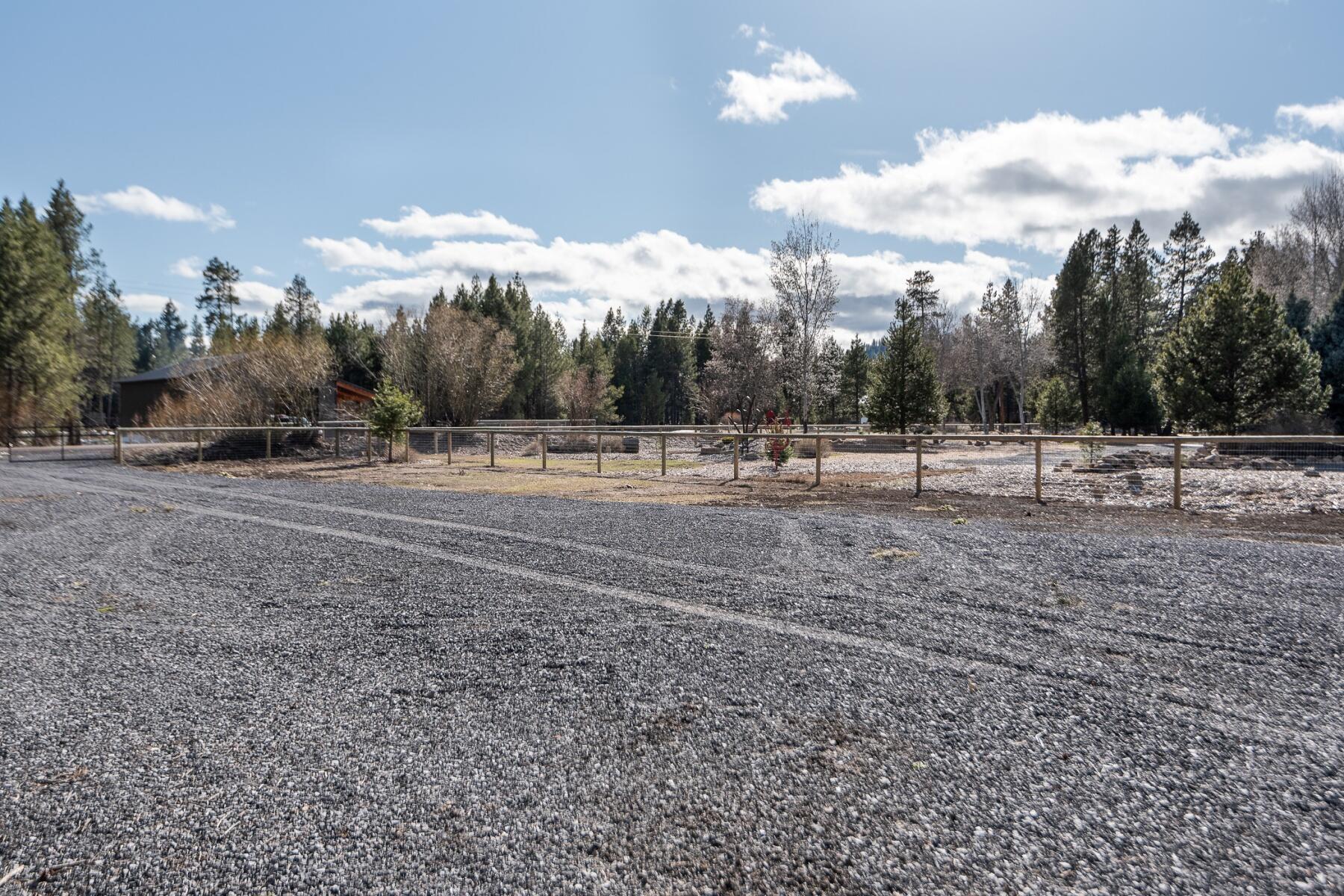 17138 Azusa Road Bend, OR 97707 - Photo 10 of 11 batch_10