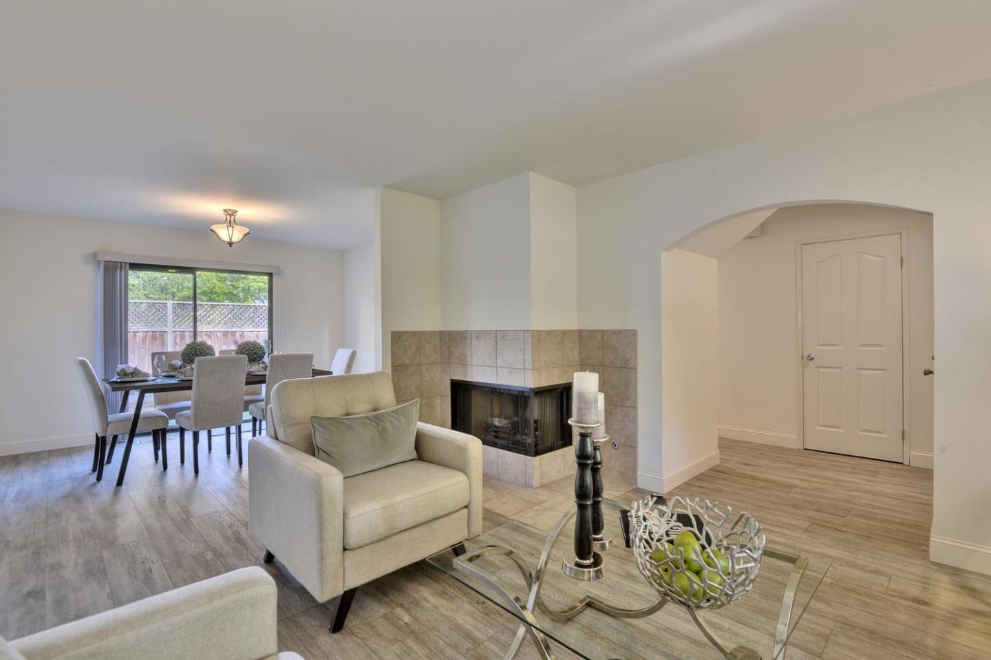 741 Pollard Road, Unit 5 Los Gatos, CA 95032 - Photo 6 of 30 Gallery Image 6
