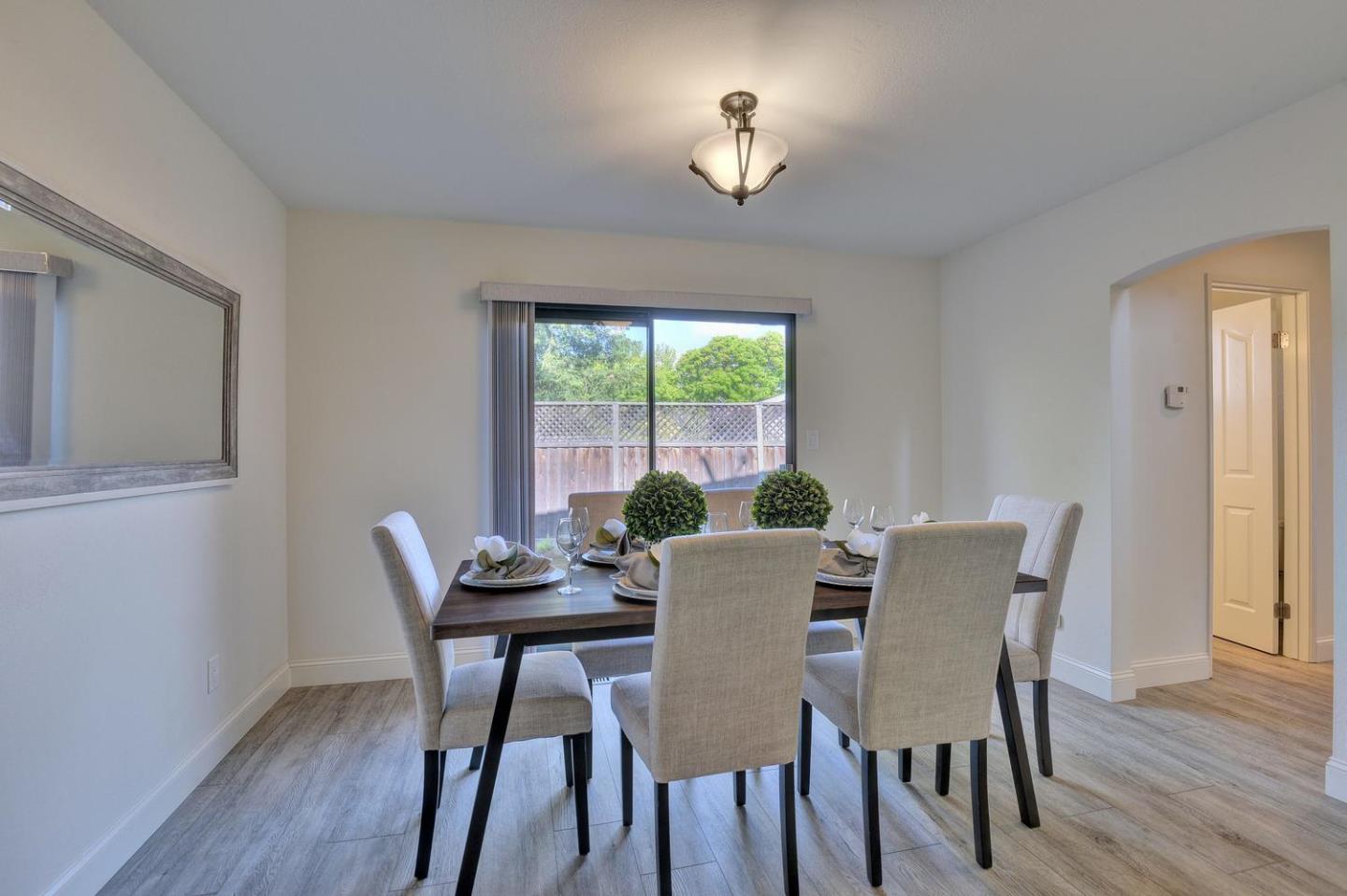 741 Pollard Road, Unit 5 Los Gatos, CA 95032 - Photo 7 of 30 Gallery Image 7