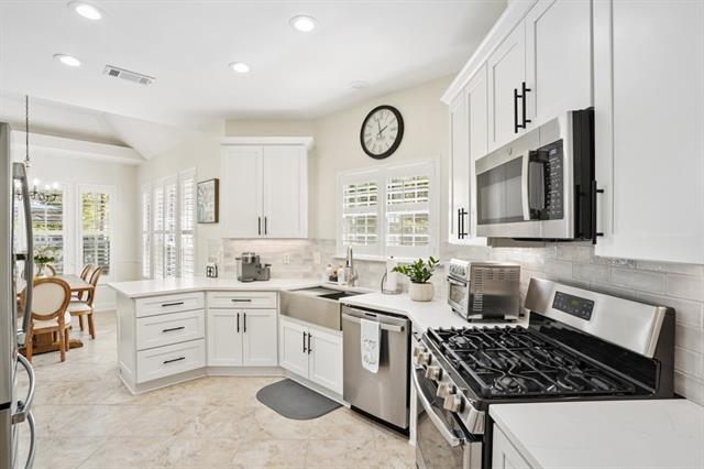 611 Magnolia Ridge Drive East Mandeville, LA 70448 - Photo 11 of 29