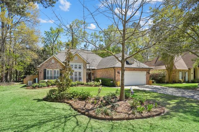 611 Magnolia Ridge Drive East Mandeville, LA 70448 - Photo 3 of 29