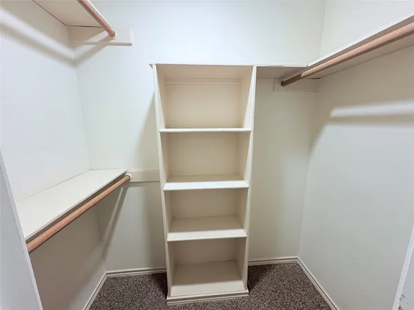 $260,000 | 3820 Clover Drive, Alvin, TX 77511