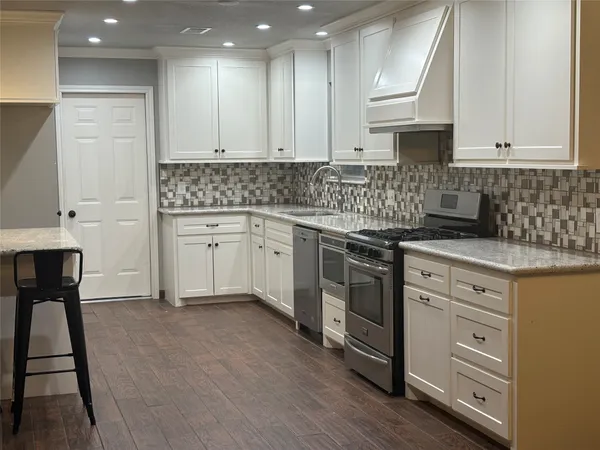 $260,000 | 3820 Clover Drive, Alvin, TX 77511