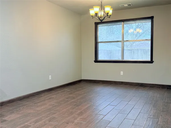 $260,000 | 3820 Clover Drive, Alvin, TX 77511