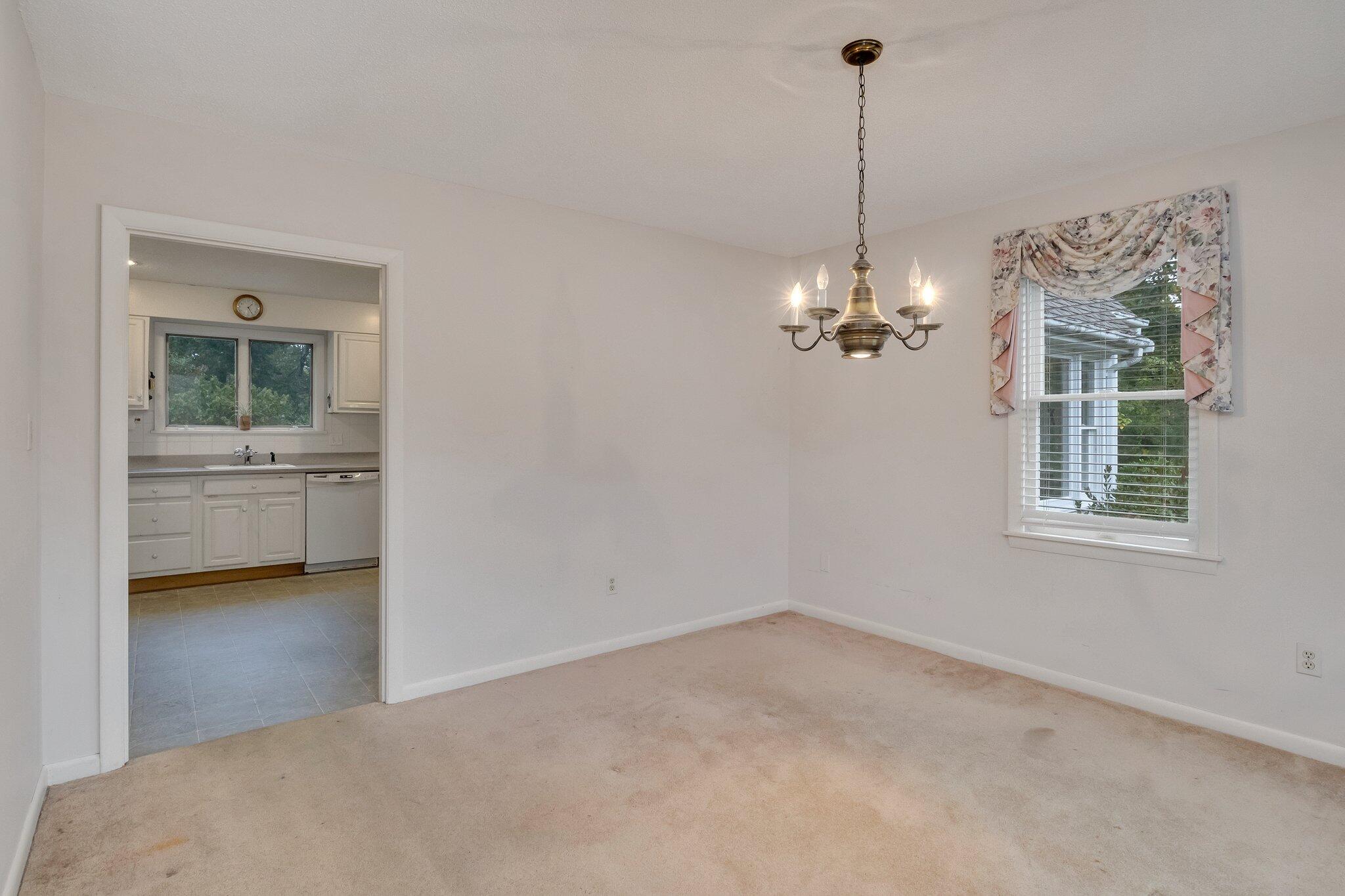 35 Hillside Road Harwich, MA 02645 - Photo 11 of 48 Dining room