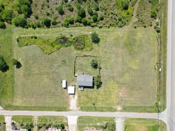 $575,000 | 230 22nd Street, Dickinson, TX 77539