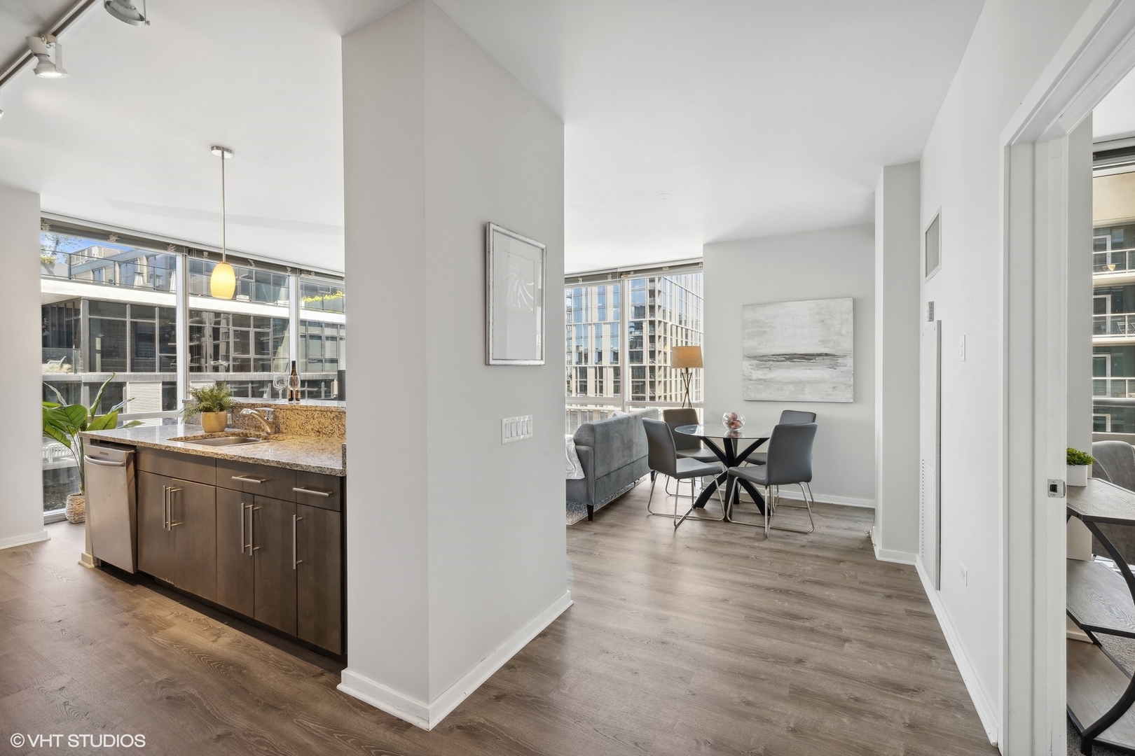 125 South Green Street, Unit 901A Chicago, IL 60607 - Photo 11 of 21