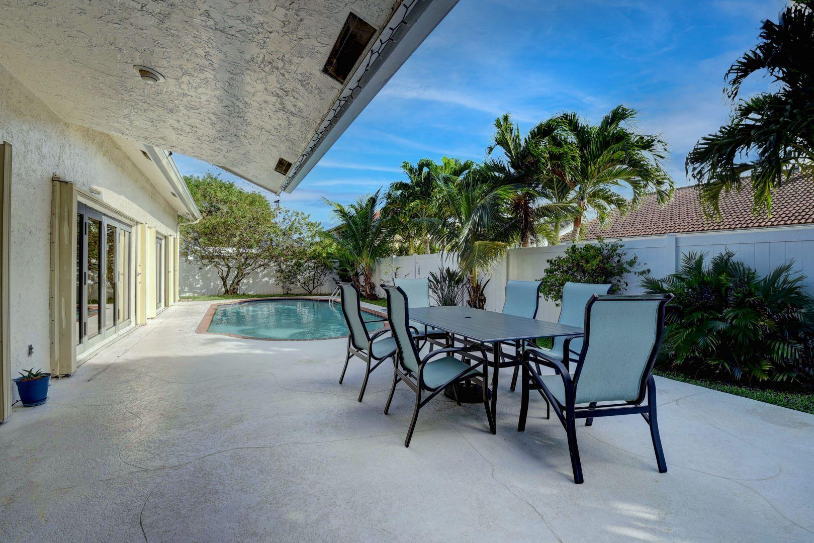 314 Sequoia Lane Boca Raton, FL 33487 - Photo 37 of 38 Back Patio