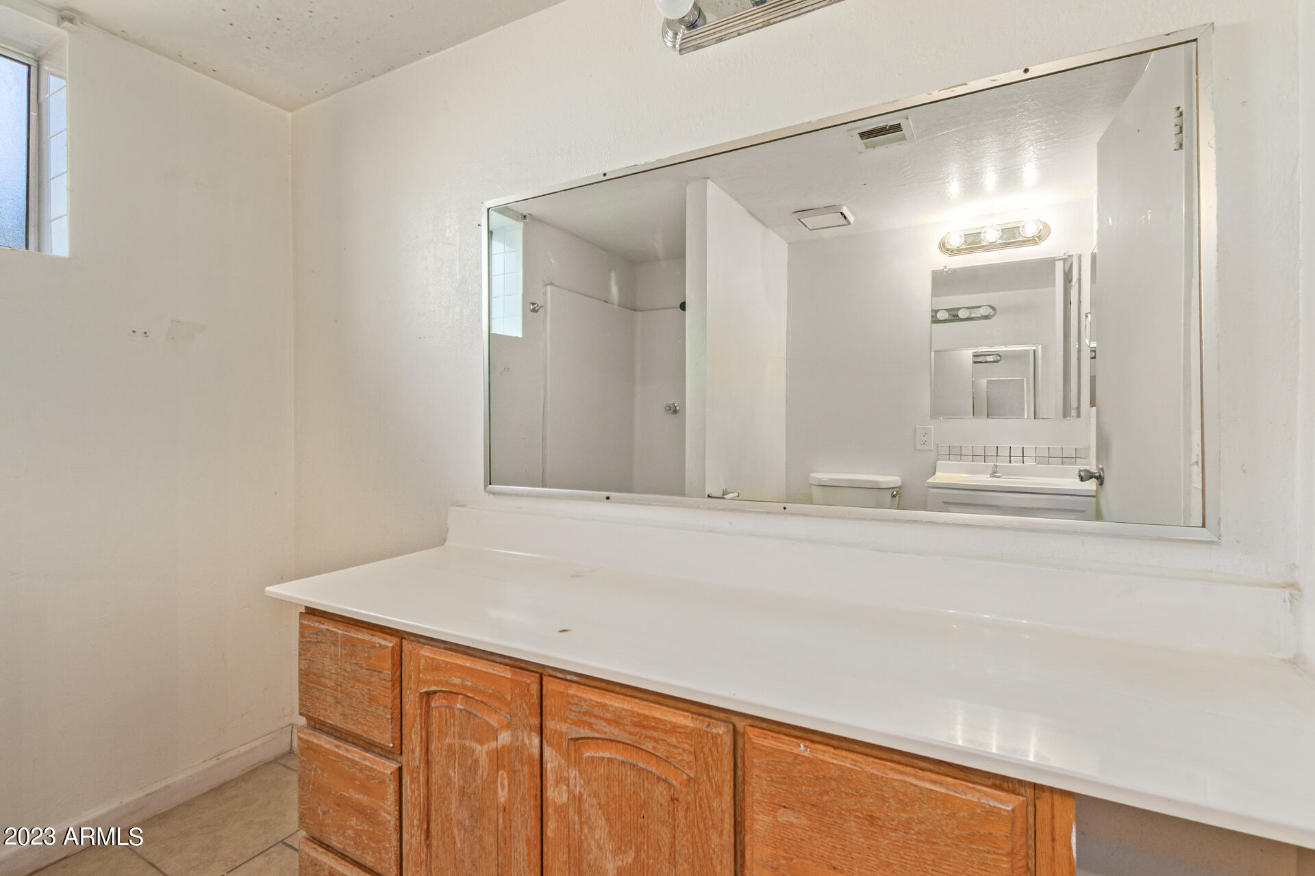 1422 East Fremont Road Phoenix, AZ 85042 - Photo 19 of 40 0019-19 Fremont 1422